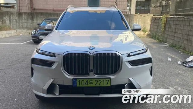 BMW X7 (G07) xDrive 40i 6