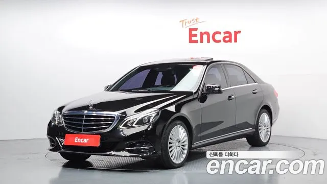 Mercedes-Benz E- W212 E300