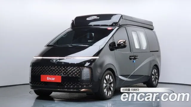 Hyundai Staria 4WD