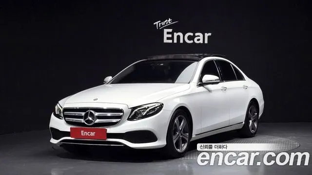 Mercedes-Benz E- W213 E300