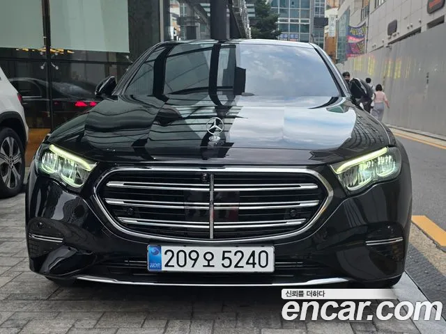 Mercedes-Benz E- W214 E220d 4MATIC Exclusive