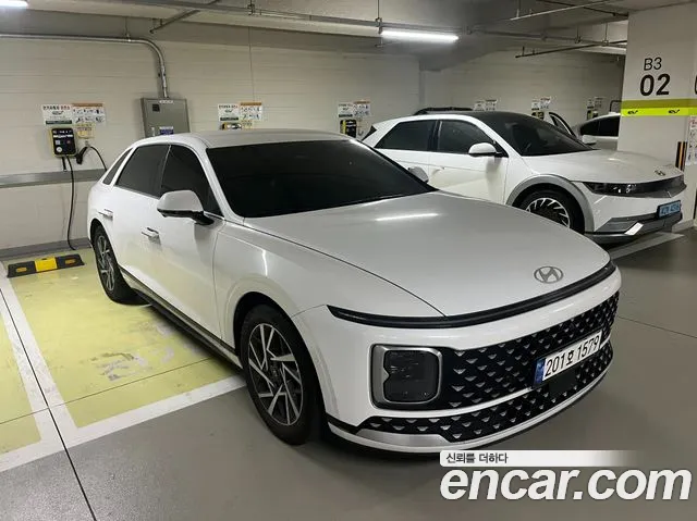 Hyundai Grandeur (GN7) 2.5 Gasoline 2WD Exclusive