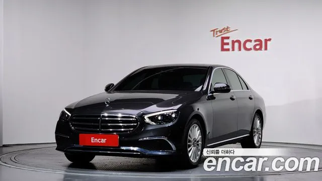 Mercedes-Benz E- W213 E250 Exclusive