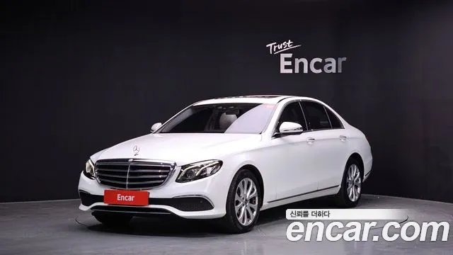 Mercedes-Benz E- W213 E220d Exclusive