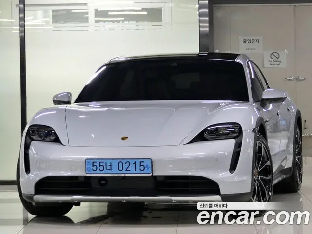 Porsche Taycan 4S