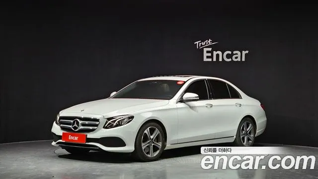 Mercedes-Benz E- W213 E300