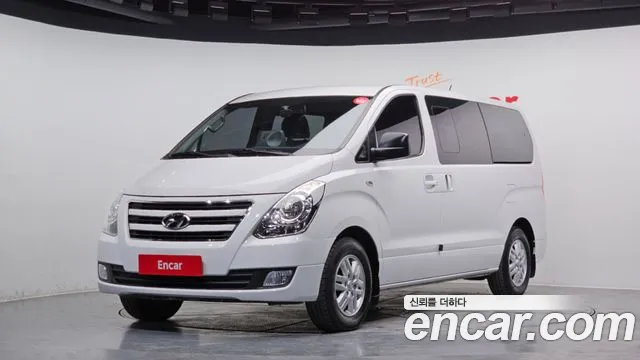 Hyundai Grand Starex 12
