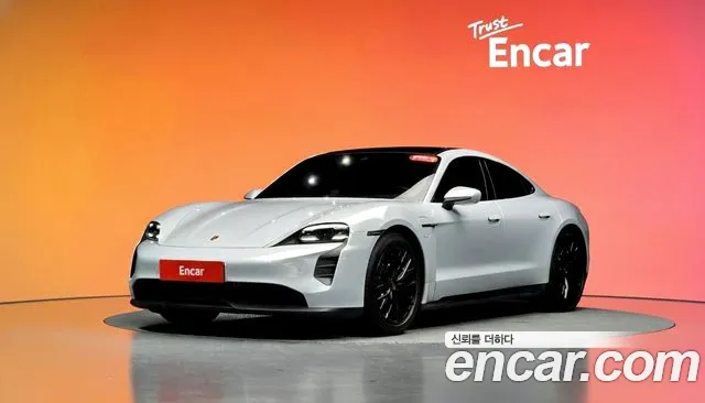 Porsche Taycan GTS