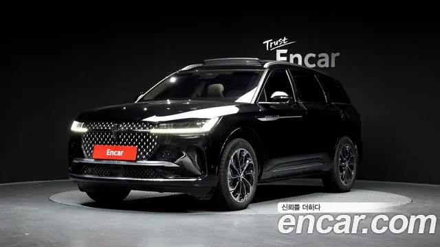 Lincoln 2 2.0 AWD