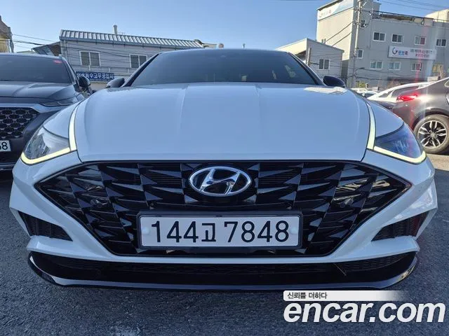 Hyundai Sonata (DN8) 2.0 Premium