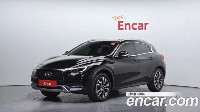 QX30 2.0 AWD