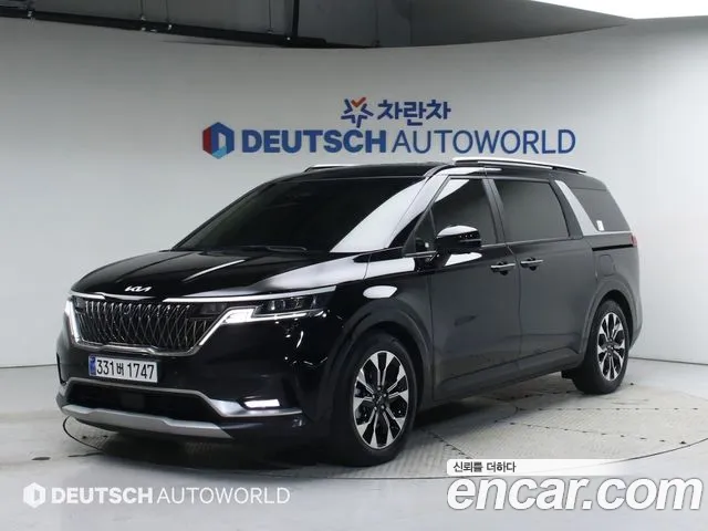 Kia Carnival 4 Gasoline 9 Prestige