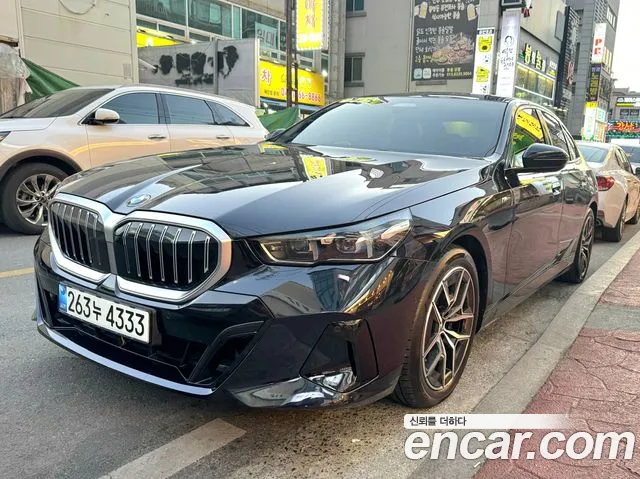 BMW 5 (G60) 520i M