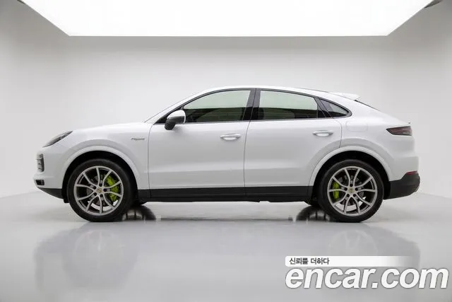 Porsche Cayenne (PO536) 3.0 E-Hybrid