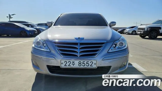 Hyundai Genesis BH330 Base