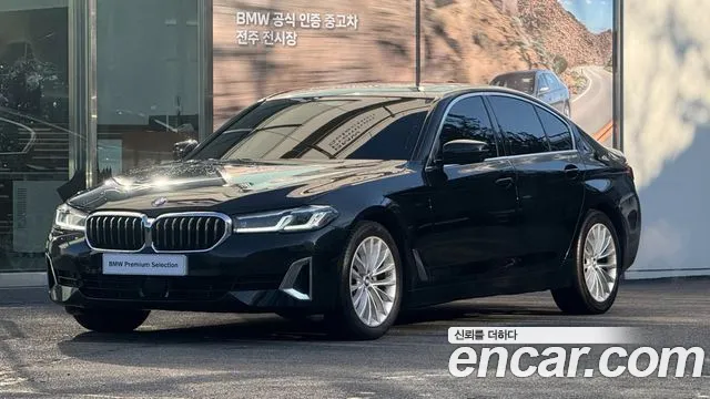 BMW 5 (G30) 520i