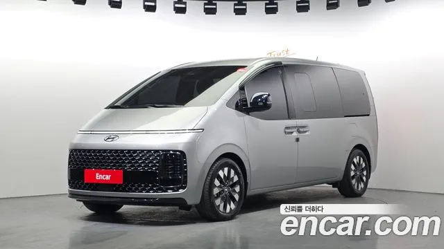 Hyundai Staria 4WD 9 Inspiration