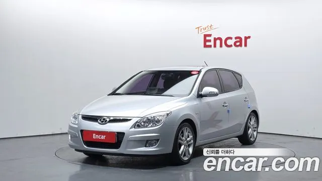 Hyundai i30 1.6 VVT Base