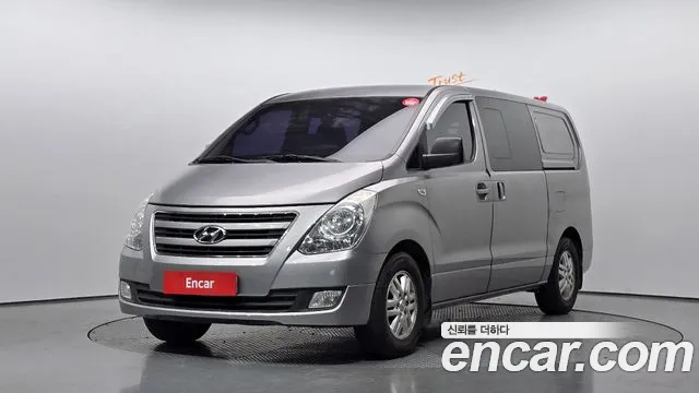 Hyundai Grand Starex 5