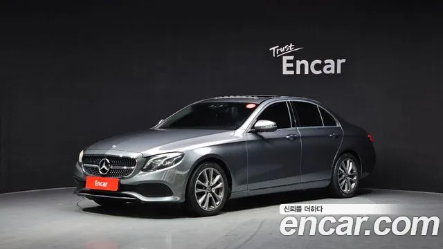 Mercedes-Benz E- W213 E300 4MATIC