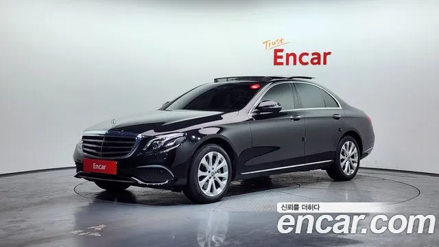 Mercedes-Benz E- W213 E300 4MATIC Exclusive