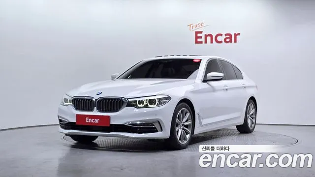 BMW 5 (G30) 520i