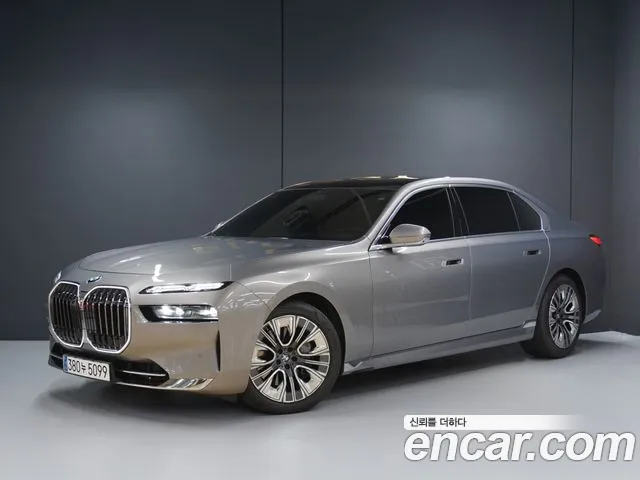 BMW 7 (G70) 740i sDrive
