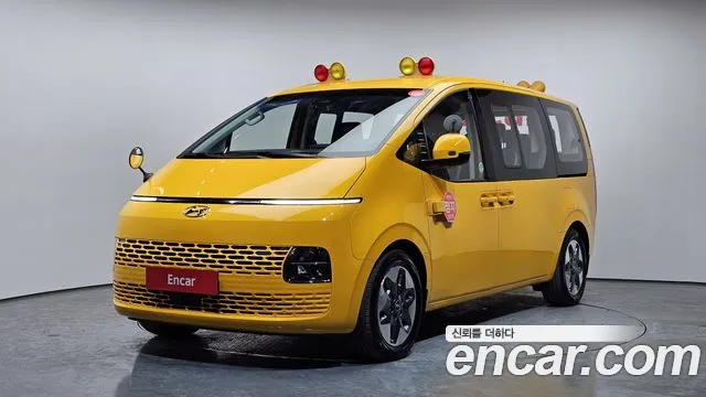 Hyundai Staria L3.5 11