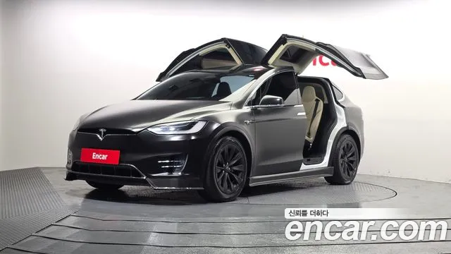 Tesla X 75D