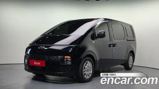 Hyundai Staria 3