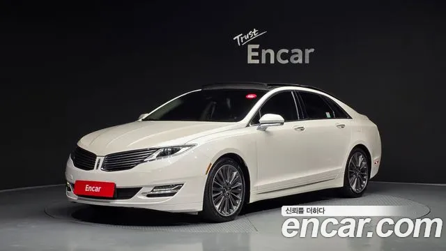 Lincoln MKZ 2.0 AWD 2