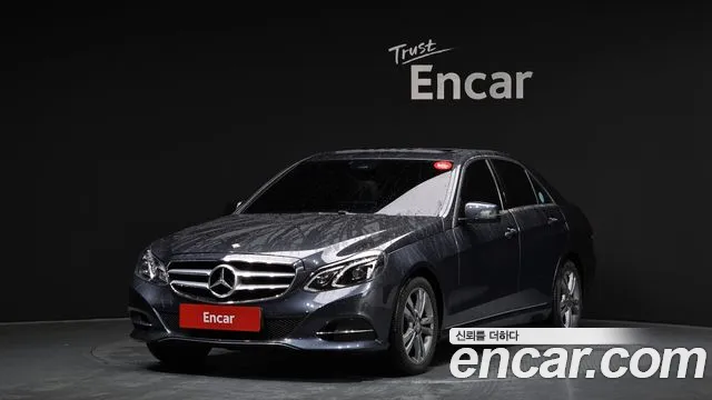 Mercedes-Benz E- W212 E220