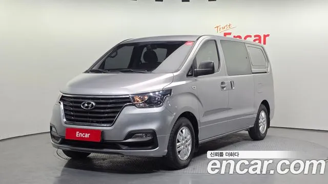Hyundai The New Grand Starex 5