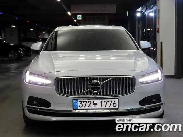 Volvo S90 B5