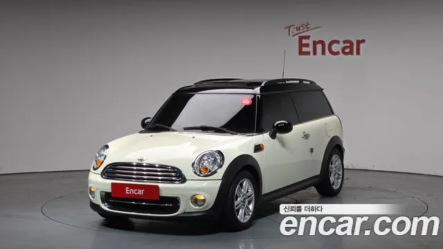 MINI Cooper Clubman Base 1