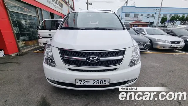 Hyundai Grand Starex 4WD 12 CVX