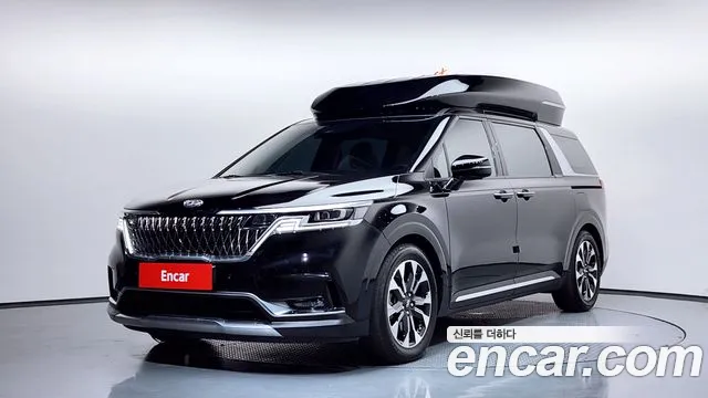 Kia Carnival 4 Gasoline 9