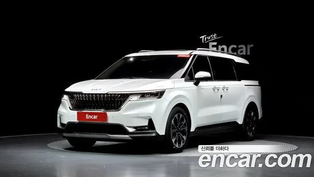 Kia Carnival 4 Gasoline 9 Noblesse