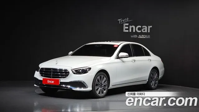 Mercedes-Benz E- W213 E350 4MATIC Exclusive