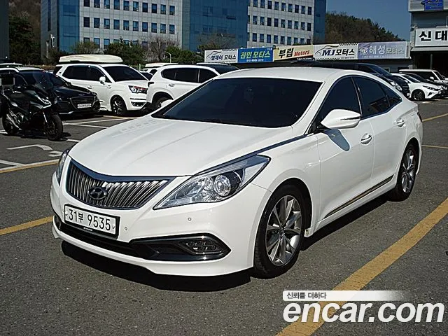 Hyundai Grandeur HG HG240