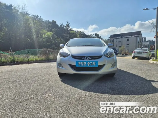 Hyundai Avante MD M16 GDI