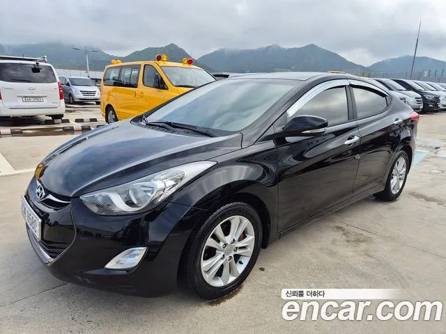 Hyundai Avante MD M16 GDI