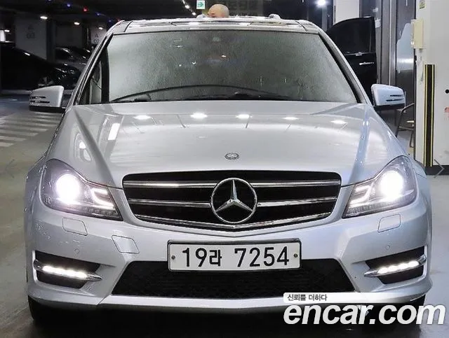 Mercedes-Benz C- W204 C220 CDI 4MATIC C