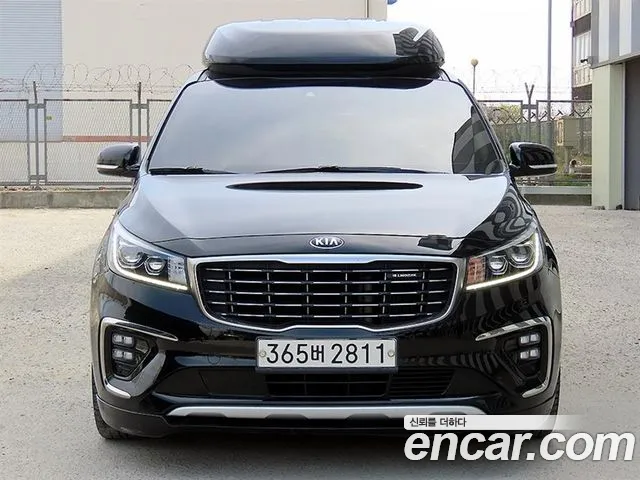Kia The New Carnival 9 Prestige