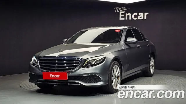 Mercedes-Benz E- W213 E220d 4MATIC Exclusive