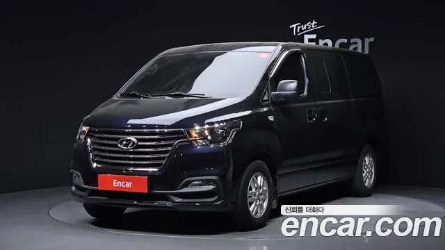 Hyundai The New Grand Starex 5