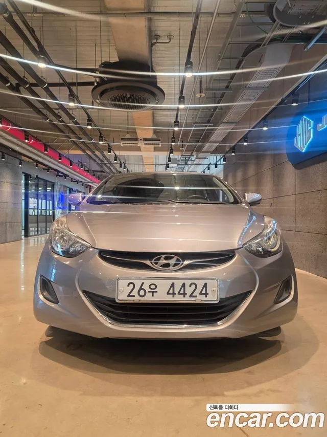 Hyundai Avante MD M16 GDI