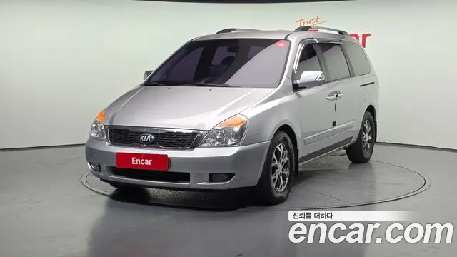 Kia Carnival R Carnival GLX