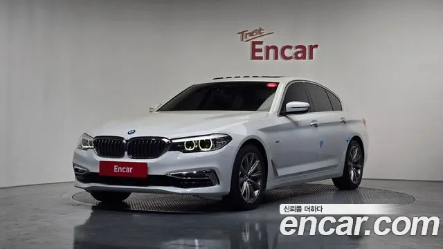 BMW 5 (G30) 520i