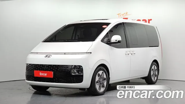 Hyundai Staria 4WD 9